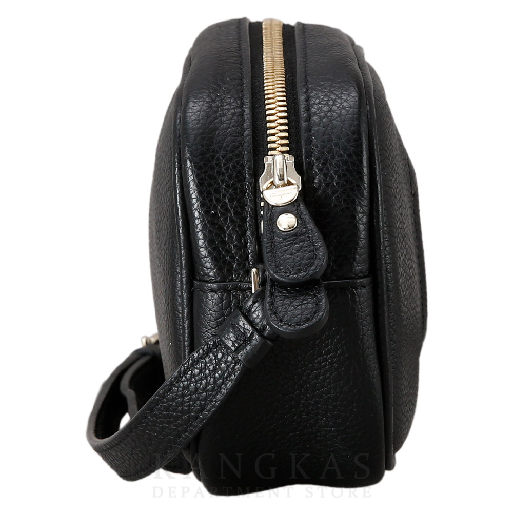 FERRAGAMO(USED)페레가모 간치니 로고 카메라백